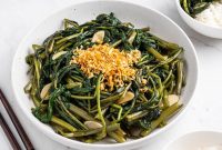 Vietnamese Garlic Water Spinach Stir Fry