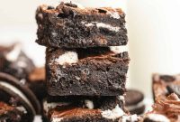 One-Bowl Fudge Oreo Brownies Recipe (No Mixer)