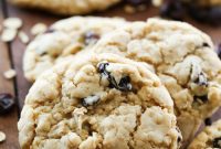 Chewy Oatmeal Raisin Cookies Recipe