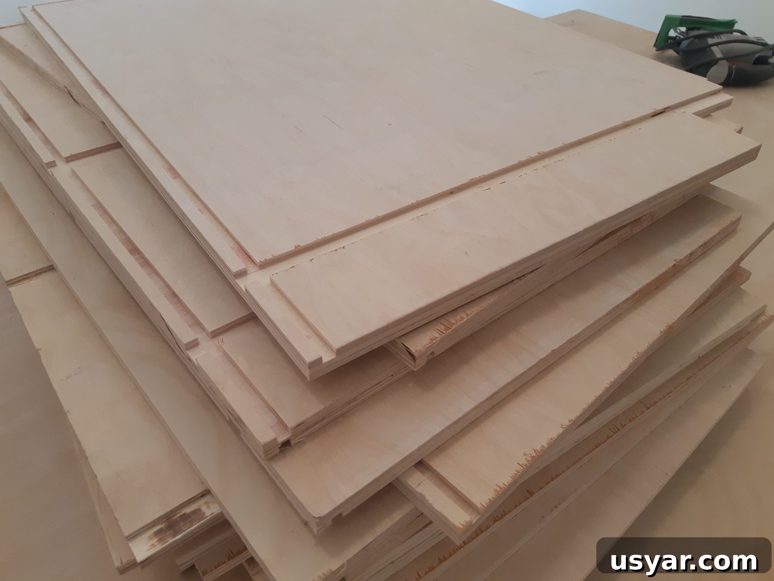 Kitchen Cabinet Boxes Arrived: Unboxing and Installation 2 img 11244 1 scaled