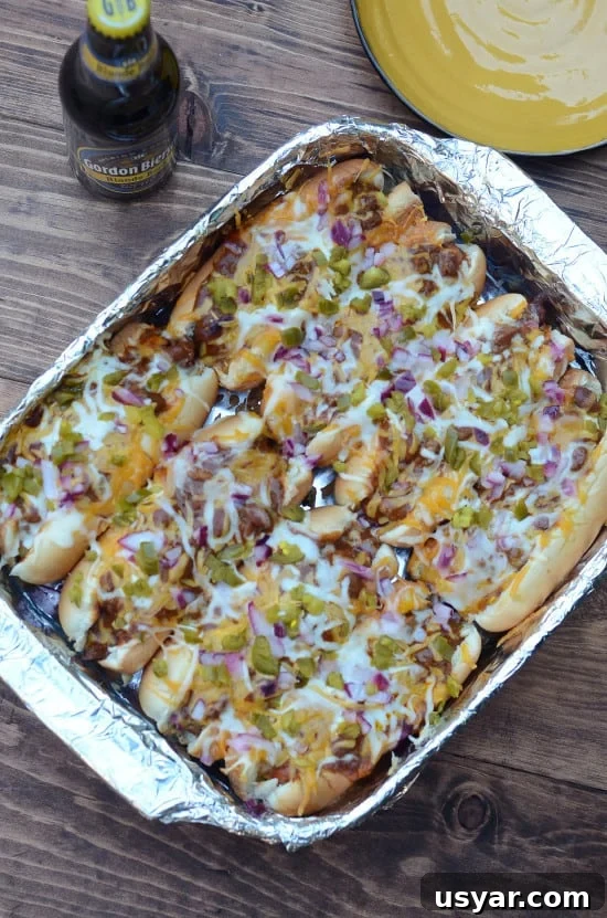Chili Dogs For a Crowd