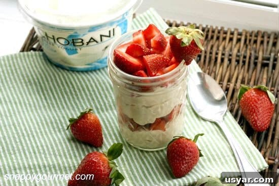 Peanut Butter Mousse and Strawberry Parfaits 4 Healthy peanut butter mousse parfait with strawberries