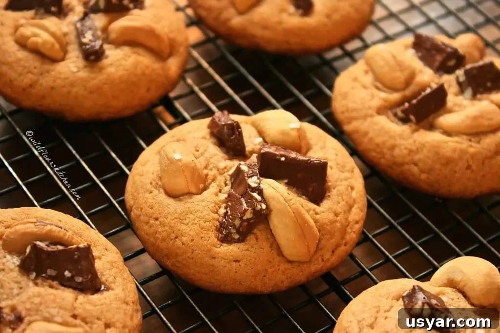 Salted Chocolate Butterscotch Toffee Pudding Cookies with Cashews 5 choc toff butterscotch cookies