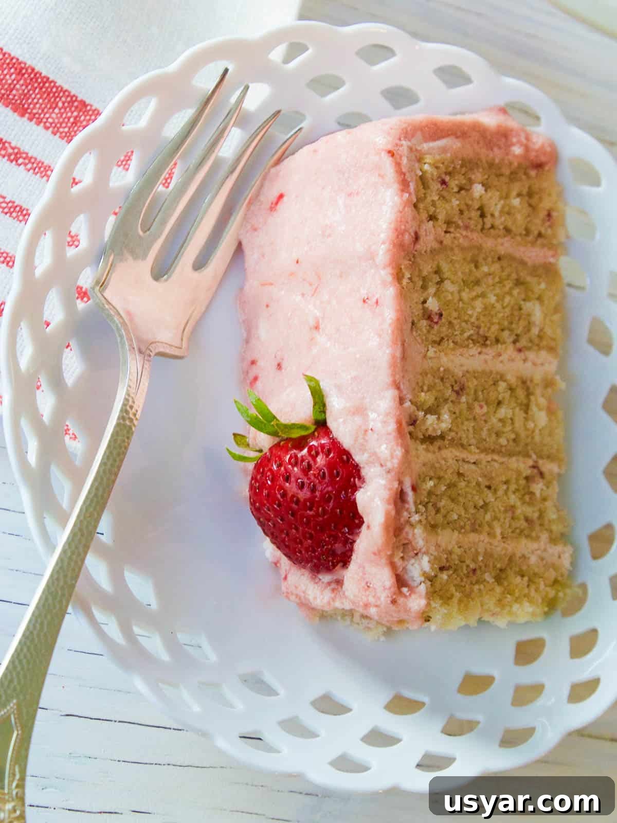 Fresh Strawberry Layer Cake Recipe 9 img 2609 8