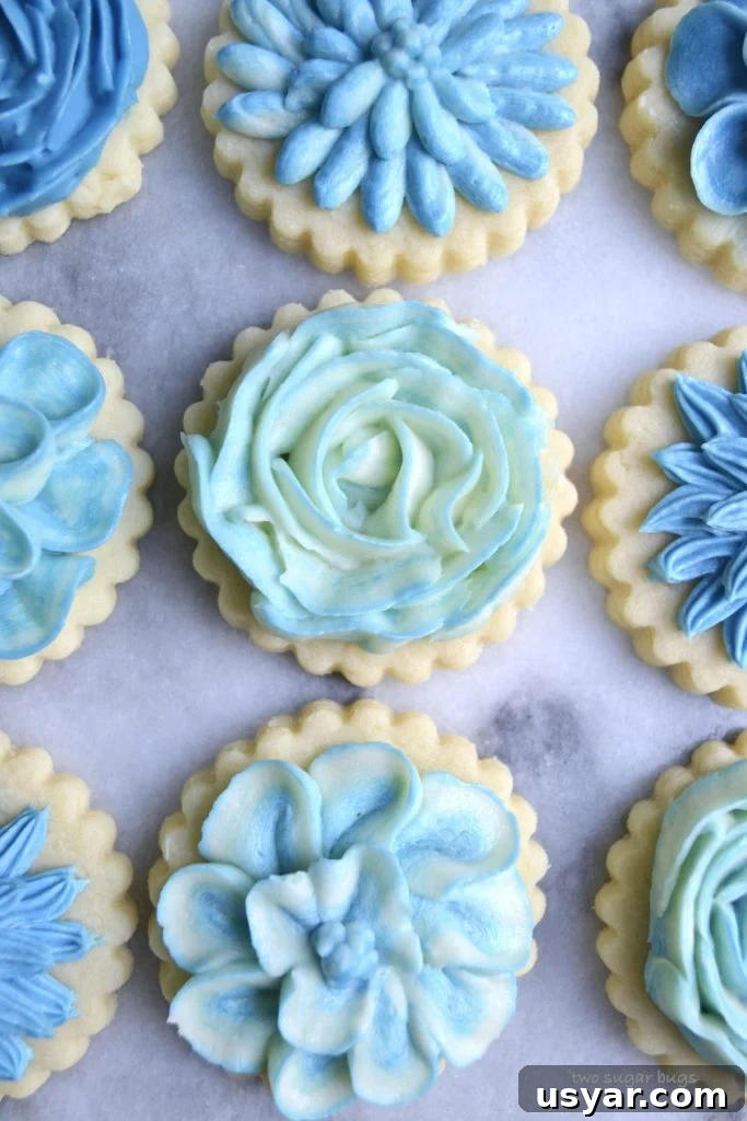 3-Ingredient Treats: Quick No-Fuss Recipes 5 sugar cookies with blue buttercream