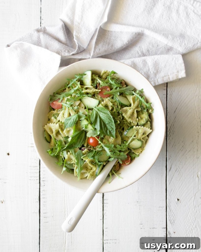 Creamy Avocado Pesto Pasta Salad Recipe 2 img 47550 1