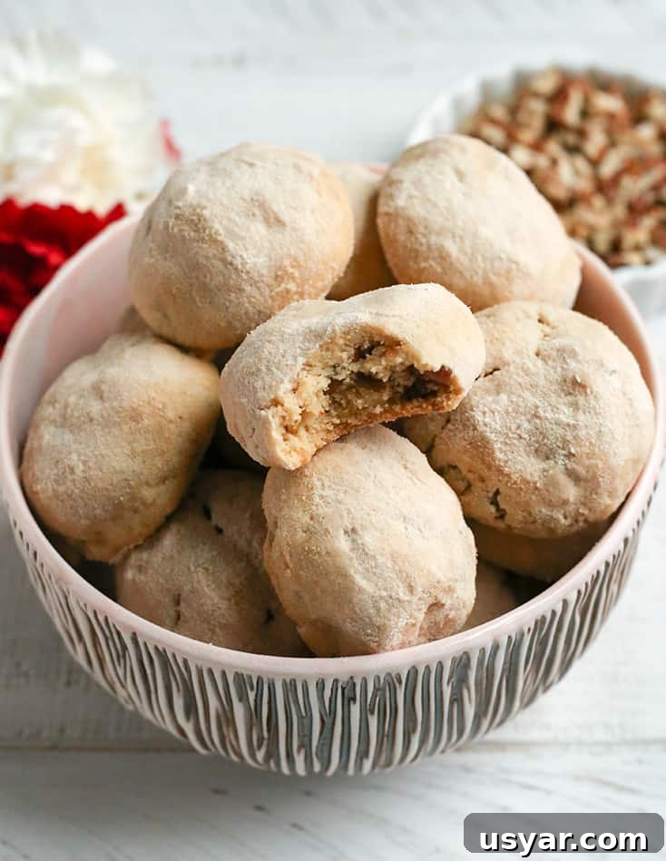 Paleo Mexican Wedding Cookies Recipe 3 Gluten free Paleo Mexican Wedding Cookies with a tender crumb and pecan flavor.