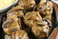 Salisbury Steak in Rich Mushroom Gravy