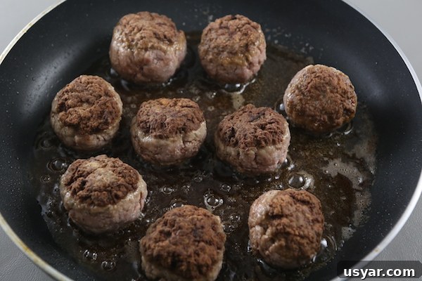 Salisbury Steak in Rich Mushroom Gravy 7 Salisbury Steak with Mushroom Gravy step 3