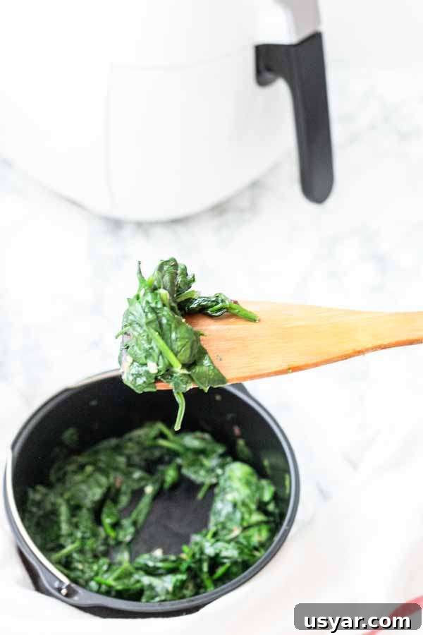 Crispy Garlic Air Fryer Spinach 10 Spinach made in Air Fryer with fresh spinach and without butter.
